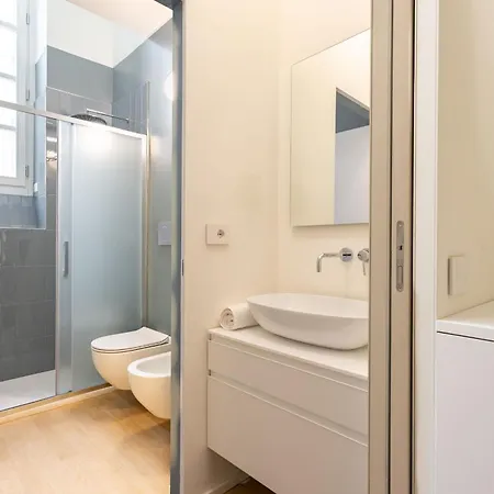 Borromei Elegance Suites By Halldis Appartement